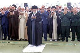 گزارش تصویری | اقامه نماز عید فطر توسط رهبر انقلاب